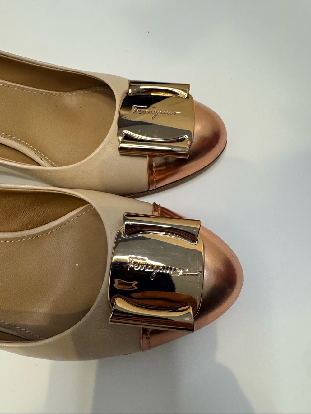 Salvatore Ferragamo Beige Flats with Rose Gold Toe and Gold Plaque - Picture 4 of 8